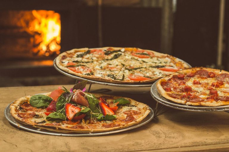 The Top 10 Best Pizza restaurants & takeaways in Dubai based on ratings and popularity